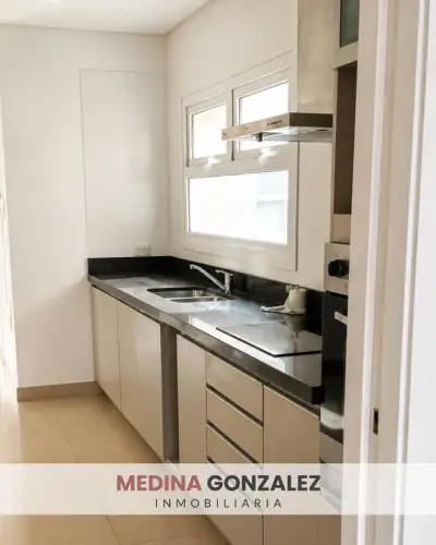 Departamento en alquiler en 551, Avenida Rivadavia, Centro, Cuatro Avenidas, Tandil, Partido de Tandil, Buenos Aires, B7000GKN, Argentina, Tandil